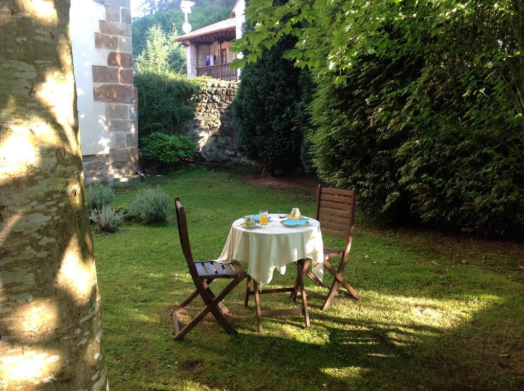Casona De La Salceda Guest House Treceño Екстериор снимка