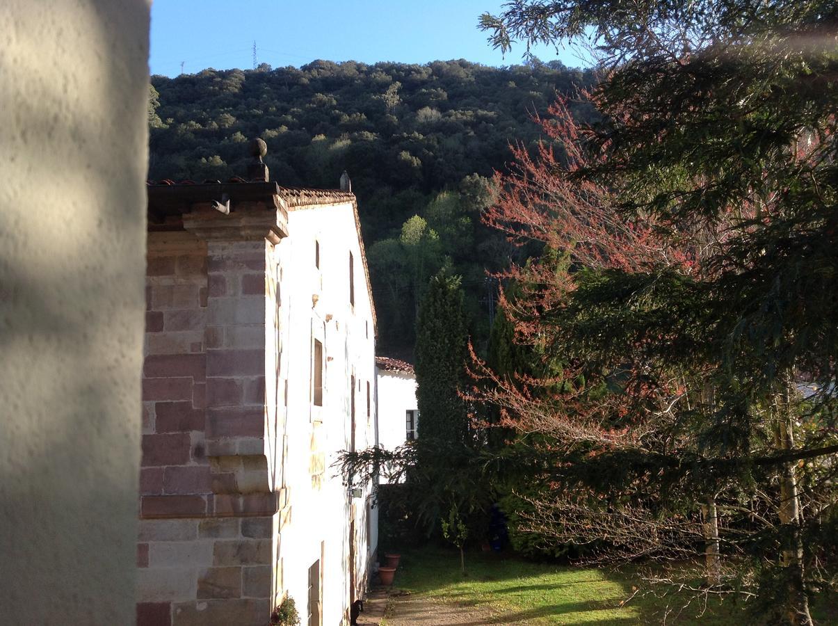 Casona De La Salceda Guest House Treceño Екстериор снимка