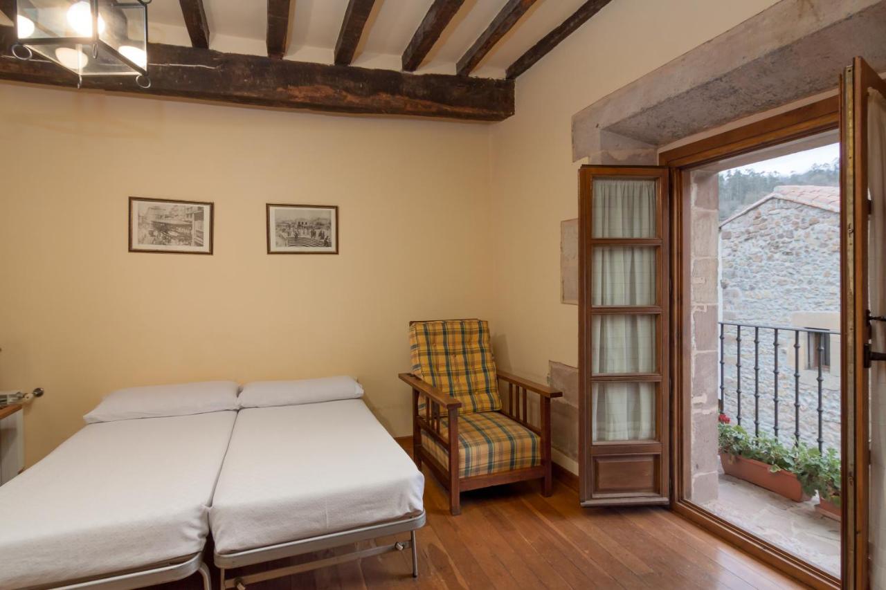 Casona De La Salceda Guest House Treceño Екстериор снимка