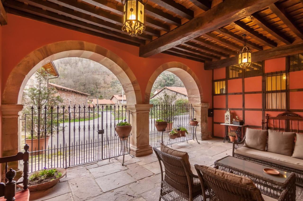 Casona De La Salceda Guest House Treceño Екстериор снимка