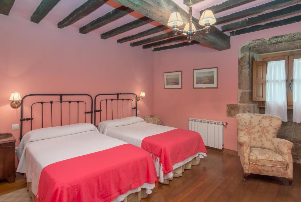 Casona De La Salceda Guest House Treceño Екстериор снимка