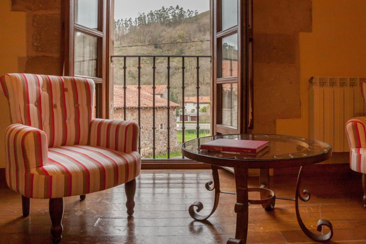 Casona De La Salceda Guest House Treceño Екстериор снимка